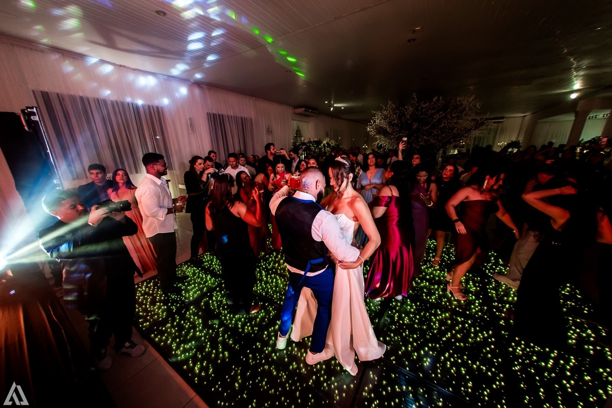 Wedding Casamento Buffet Making Off Decoração Cerimonialista Fotógrafo Vestido Noiva Noivo Camila Hoffmann Cerimonial Elimeire Assessoria de Evento Dani Vidal Vila Nova La Belle Maison Lena Buffet Casarão Penedo Diva Buffet Buquê Resende Penedo 