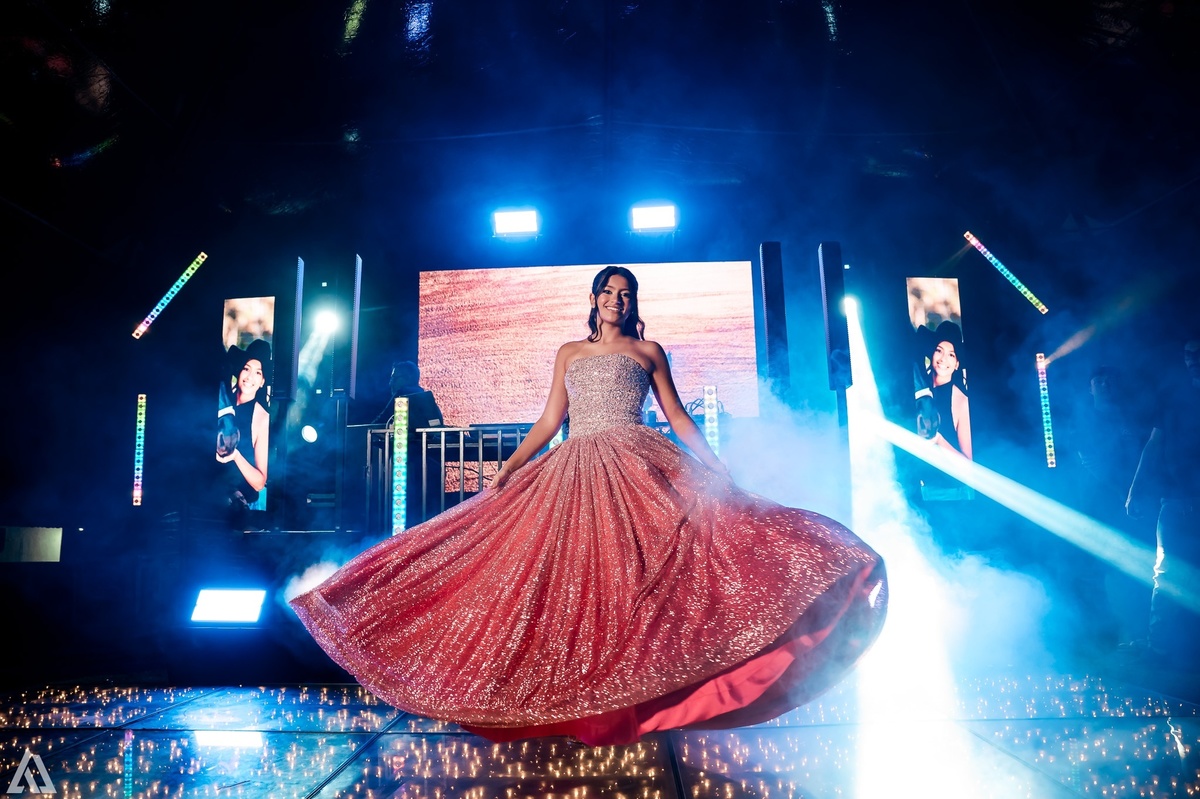 Ensaio Festa Book Teen Debutante 15 Anos Alex Jardim Fotografia Fotógrafo Makink Off Resende Itatiaia Penedo Porto Real Quatis Barra Mansa Volta Redonda Lena Buffet La Belle Maison Estela Dani Vidal Alicia Oliveira Camila Hoffmann Cerimonial Maquiadora