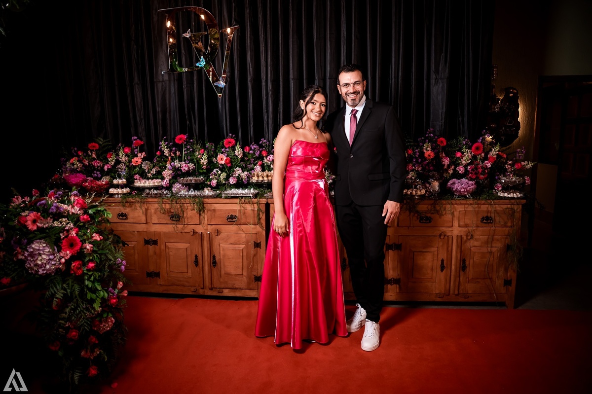 Ensaio Festa Book Teen Debutante 15 Anos Alex Jardim Fotografia Fotógrafo Makink Off Resende Itatiaia Penedo Porto Real Quatis Barra Mansa Volta Redonda Lena Buffet La Belle Maison Estela Dani Vidal Alicia Oliveira Camila Hoffmann Cerimonial Maquiadora