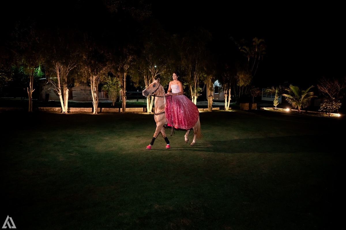 Ensaio Festa Book Teen Debutante 15 Anos Alex Jardim Fotografia Fotógrafo Makink Off Resende Itatiaia Penedo Porto Real Quatis Barra Mansa Volta Redonda Lena Buffet La Belle Maison Estela Dani Vidal Alicia Oliveira Camila Hoffmann Cerimonial Maquiadora