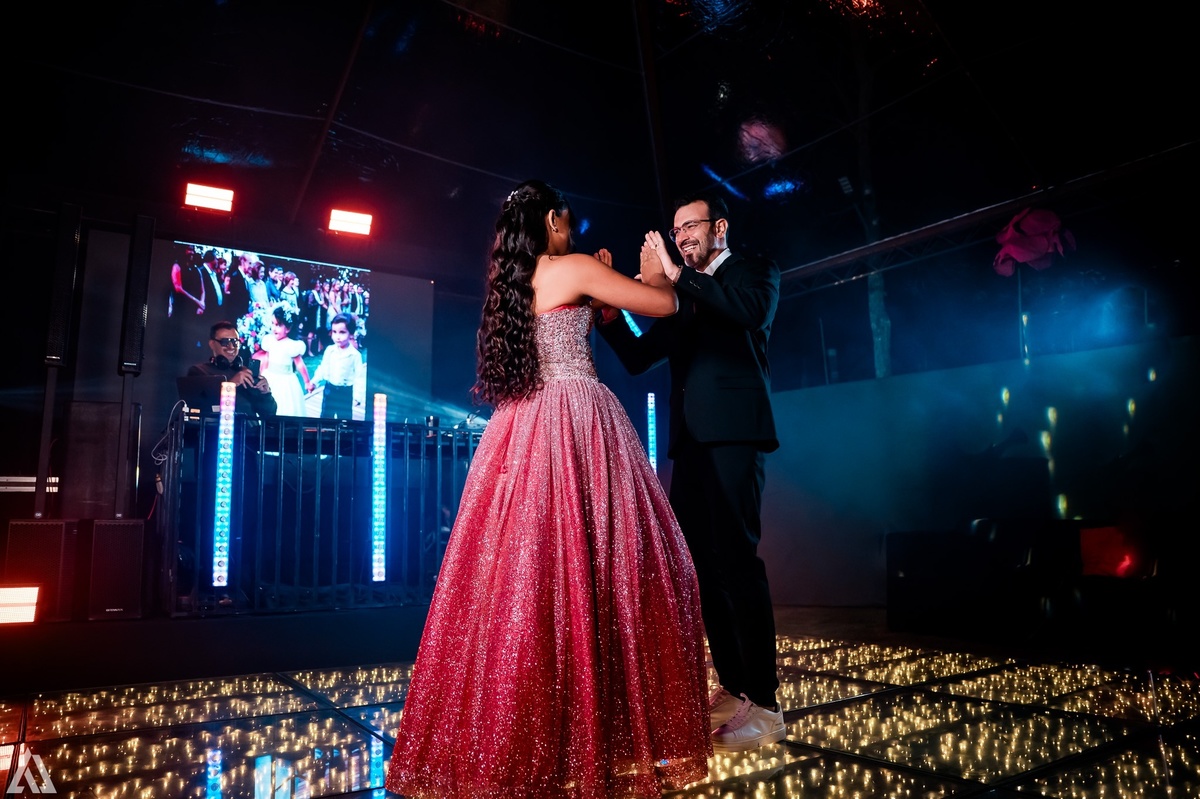 Ensaio Festa Book Teen Debutante 15 Anos Alex Jardim Fotografia Fotógrafo Makink Off Resende Itatiaia Penedo Porto Real Quatis Barra Mansa Volta Redonda Lena Buffet La Belle Maison Estela Dani Vidal Alicia Oliveira Camila Hoffmann Cerimonial Maquiadora