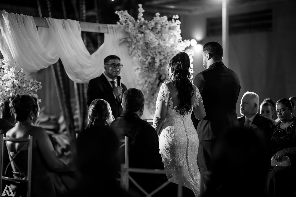 Wedding Casamento Buffet Making Off Decoração Cerimonialista Fotógrafo Vestido Noiva Noivo Camila Hoffmann Cerimonial Elimeire Assessoria de Evento Dani Vidal Vila Nova La Belle Maison Lena Buffet Casarão Penedo Diva Buffet Buquê Resende Penedo 