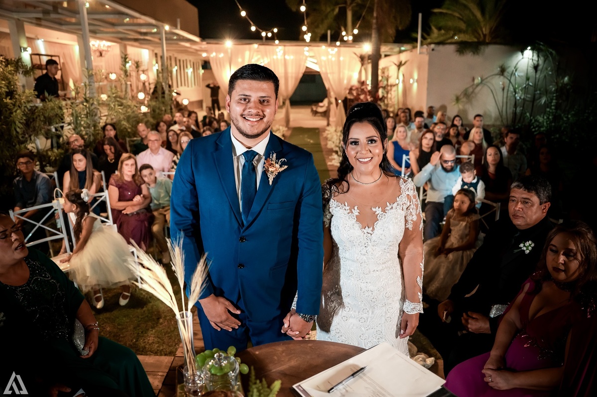 Wedding Casamento Buffet Making Off Decoração Cerimonialista Fotógrafo Vestido Noiva Noivo Camila Hoffmann Cerimonial Elimeire Assessoria de Evento Dani Vidal Vila Nova La Belle Maison Lena Buffet Casarão Penedo Diva Buffet Buquê Resende Penedo 
