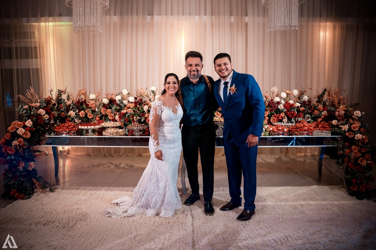 Wedding Casamento Buffet Making Off Decoração Cerimonialista Fotógrafo Vestido Noiva Noivo Camila Hoffmann Cerimonial Elimeire Assessoria de Evento Dani Vidal Vila Nova La Belle Maison Lena Buffet Casarão Penedo Diva Buffet Buquê Resende Penedo 
