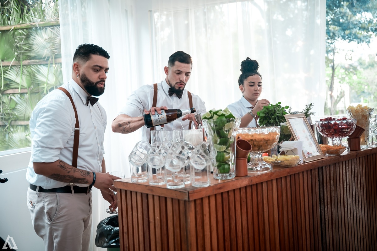 Wedding Casamento Buffet Making Off Decoração Cerimonialista Fotógrafo Vestido Noiva Noivo Camila Hoffmann Cerimonial Elimeire Assessoria de Evento Dani Vidal Vila Nova La Belle Maison Lena Buffet Casarão Penedo Diva Buffet Buquê Resende Penedo Optimus 