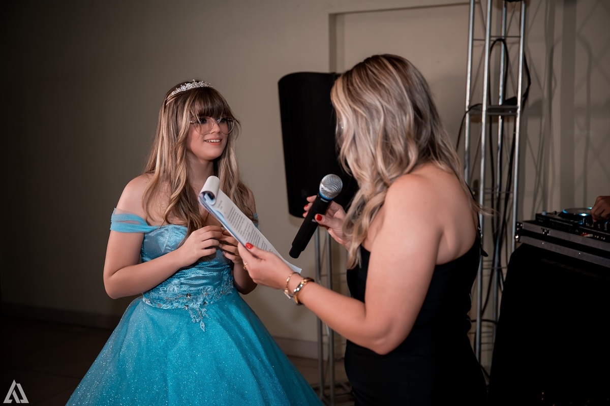 Ensaio Festa Book Teen Debutante 15 Anos Alex Jardim Fotografia Fotógrafo Makink Off Resende Itatiaia Penedo Porto Real Quatis Barra Mansa Volta Redonda Lena Buffet La Belle Maison Estela Dani Vidal Alicia Oliveira Camila Hoffmann Cerimonial Maquiadora