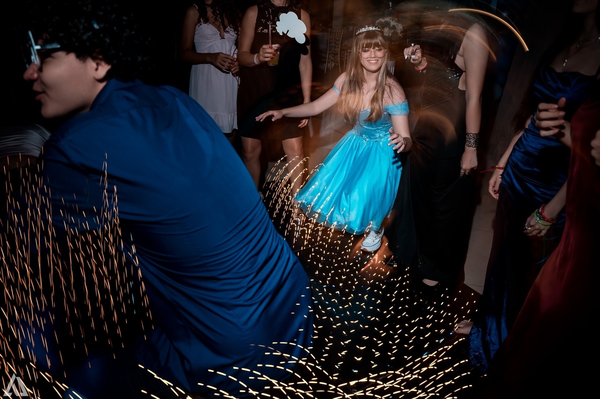 Ensaio Festa Book Teen Debutante 15 Anos Alex Jardim Fotografia Fotógrafo Makink Off Resende Itatiaia Penedo Porto Real Quatis Barra Mansa Volta Redonda Lena Buffet La Belle Maison Estela Dani Vidal Alicia Oliveira Camila Hoffmann Cerimonial Maquiadora