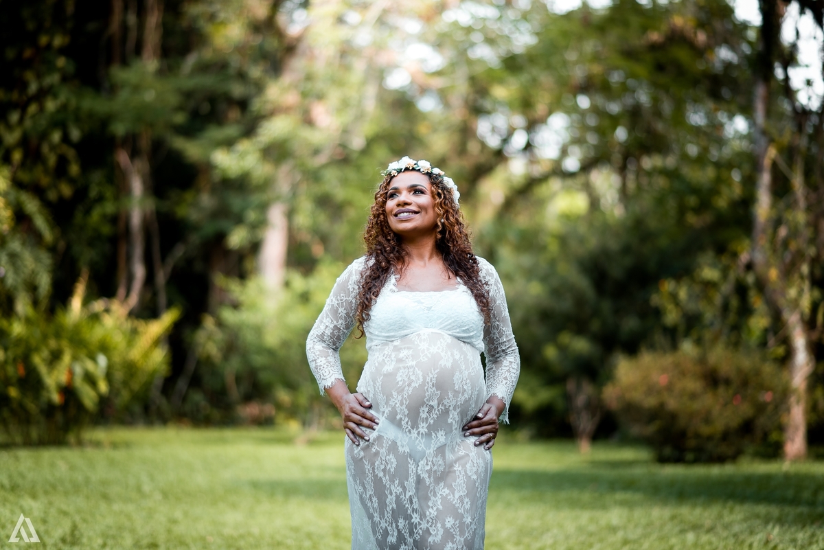 Ensaio Book Gestante Alex Jardim Fotografia Fotógrafo Resende Itatiaia Porto Real Quatis Barra Mansa Volta Redonda Gestante mão na cintura