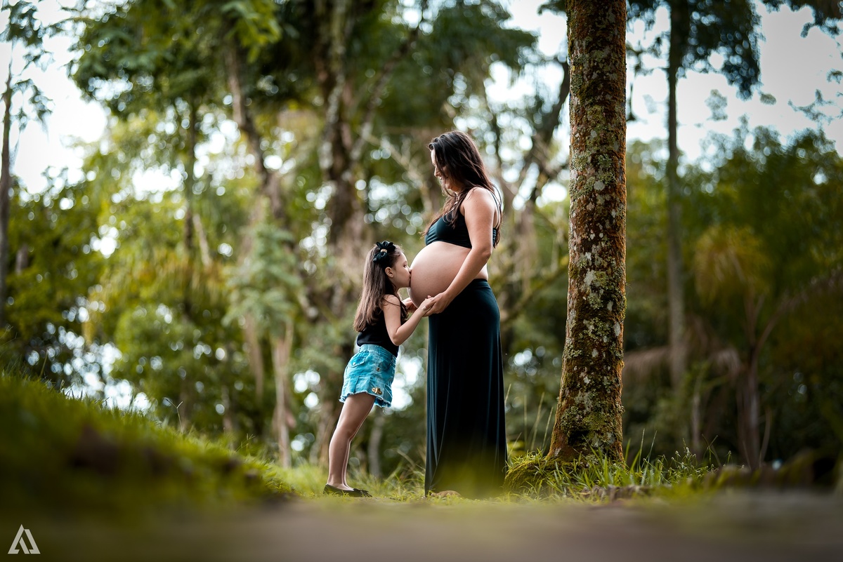 Ensaio book gestante beijo na barriga Parque Nacional do Itatiaia Resende Barra Mansa Volta Redonda Quatis Porto Real Alex Jardim Fotógrafo