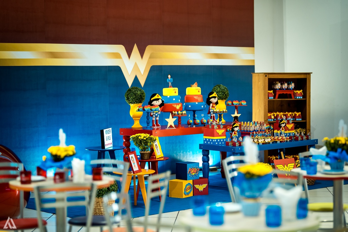 Aniversário Infantil Mulher Maravilha Alex Jardim Fotografia Fotógrafo Resende Itatiaia Porto Real Quatis Barra Mansa Volta Redonda Buffet Pintou Alegria 