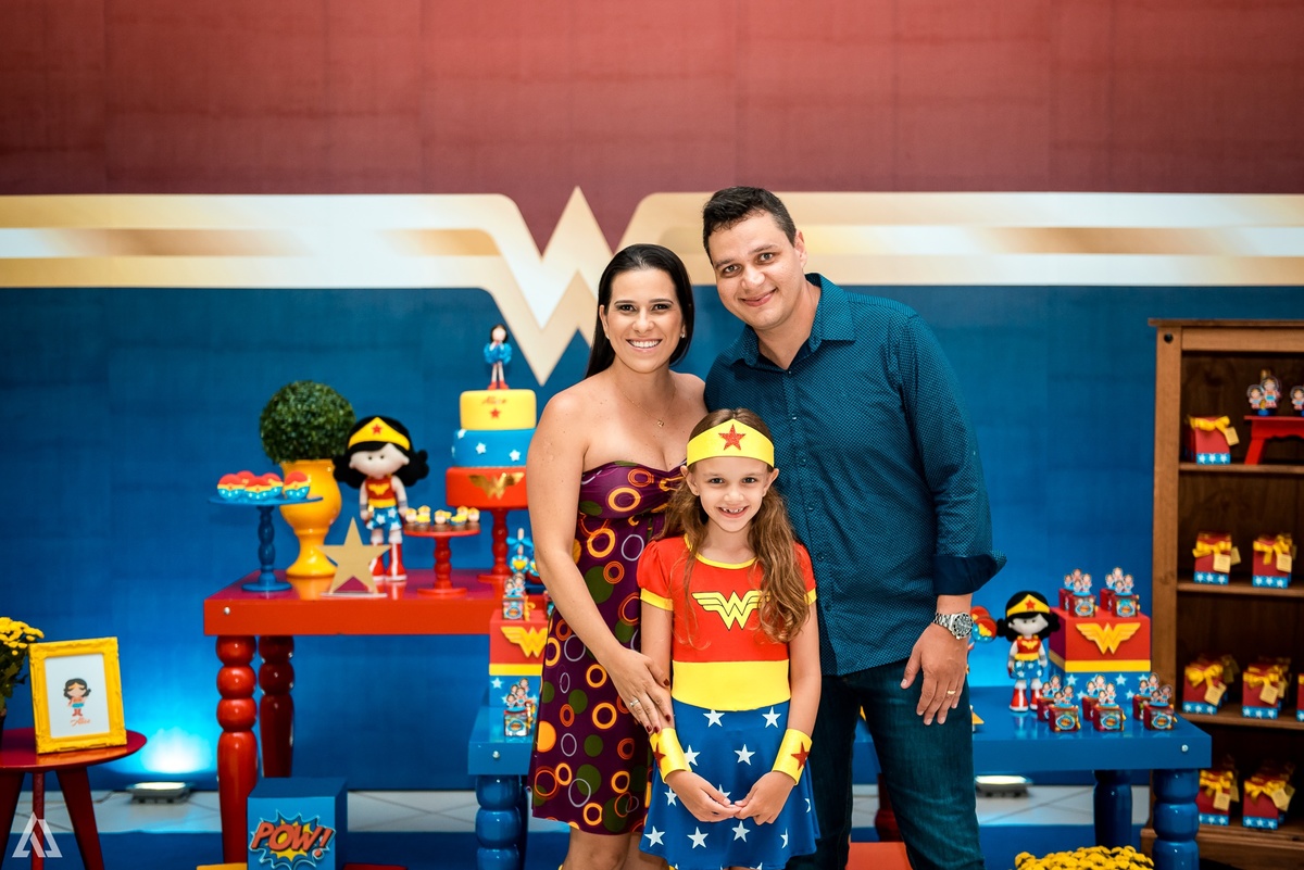 Aniversário Infantil Mulher Maravilha Alex Jardim Fotografia Fotógrafo Resende Itatiaia Porto Real Quatis Barra Mansa Volta Redonda Buffet Pintou Alegria 
