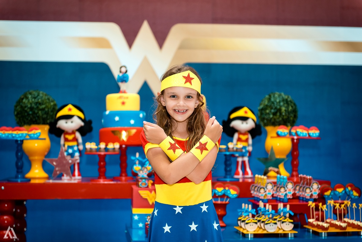 Aniversário Infantil Mulher Maravilha Alex Jardim Fotografia Fotógrafo Resende Itatiaia Porto Real Quatis Barra Mansa Volta Redonda Buffet Pintou Alegria 