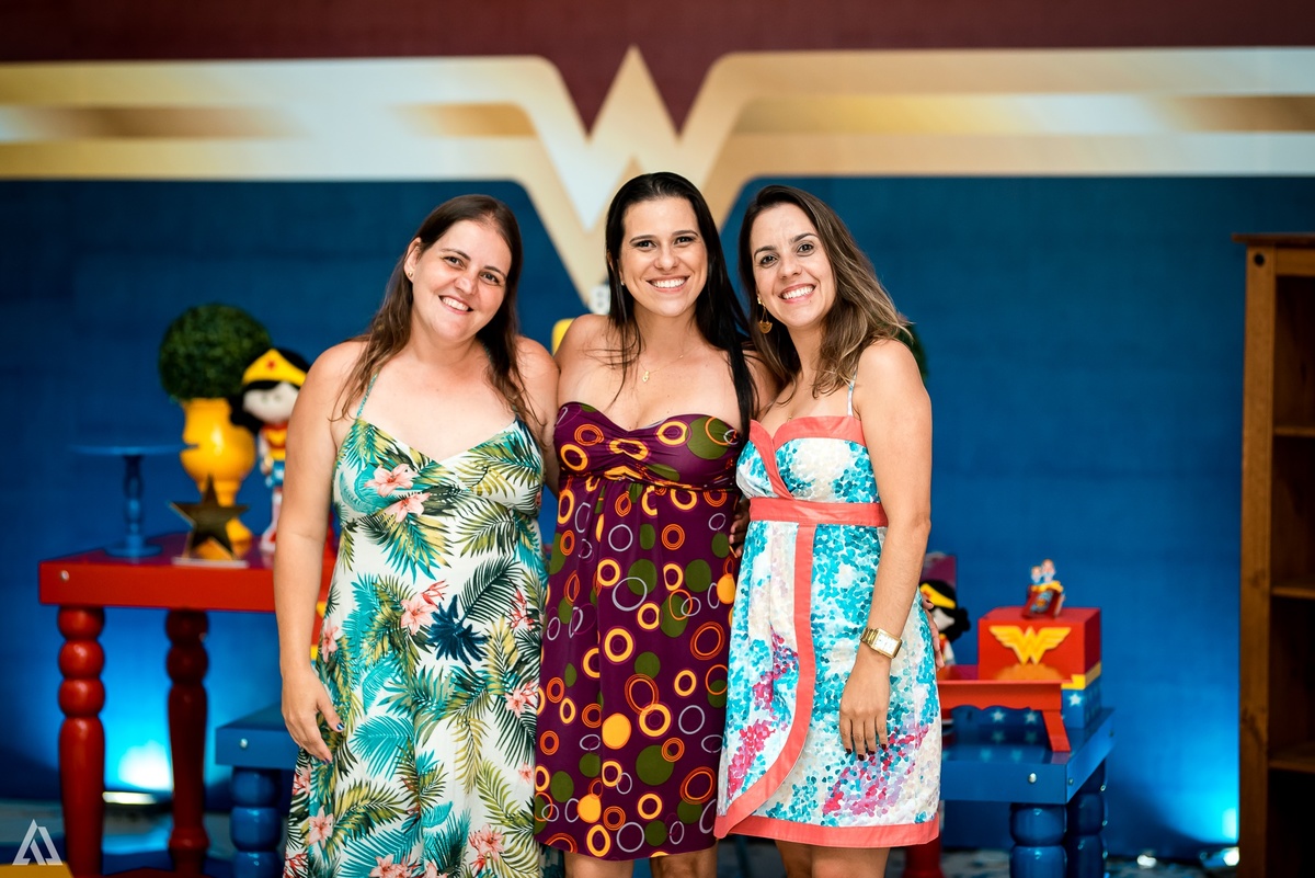 Aniversário Infantil Mulher Maravilha Alex Jardim Fotografia Fotógrafo Resende Itatiaia Porto Real Quatis Barra Mansa Volta Redonda Buffet Pintou Alegria 