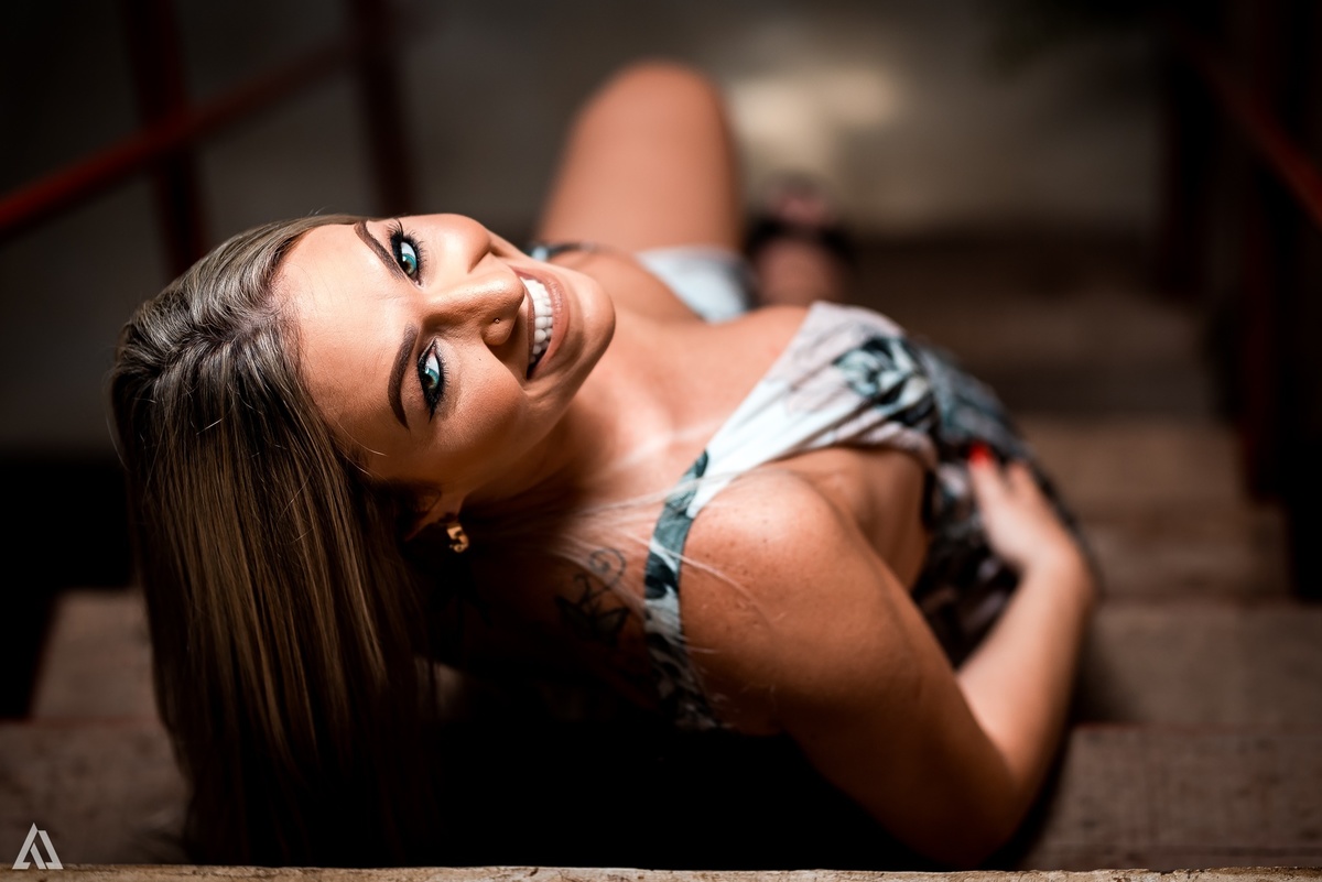 Ensaio Book Feminino Alex Jardim Fotografia Fotógrafo Resende Itatiaia Penedo Porto Real Quatis Barra Mansa Volta Redonda Galpão Mix 