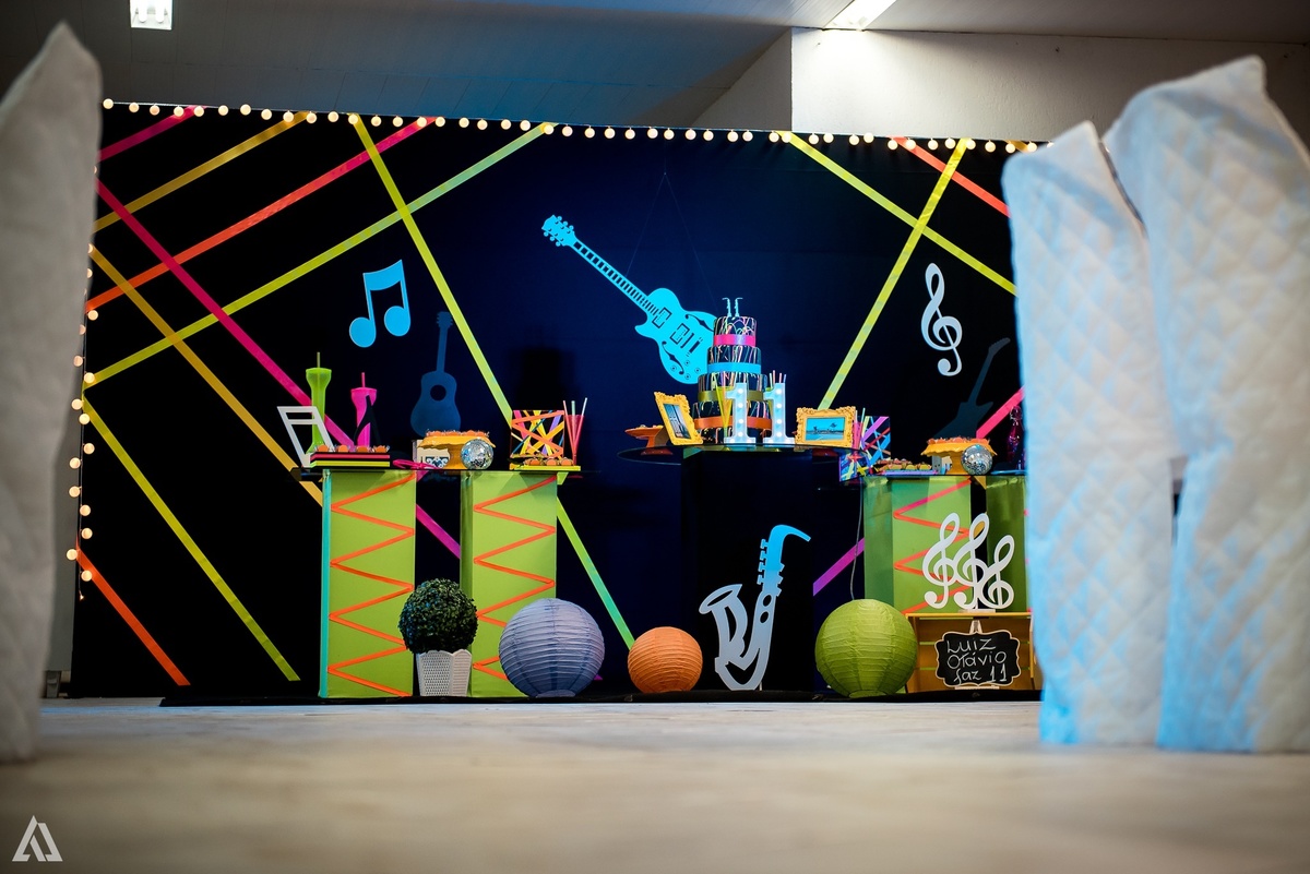 Aniversário Infantil Néon Alex Jardim Fotografia Fotógrafo Resende Itatiaia Penedo Porto Real Quatis Barra Mansa Volta Redonda