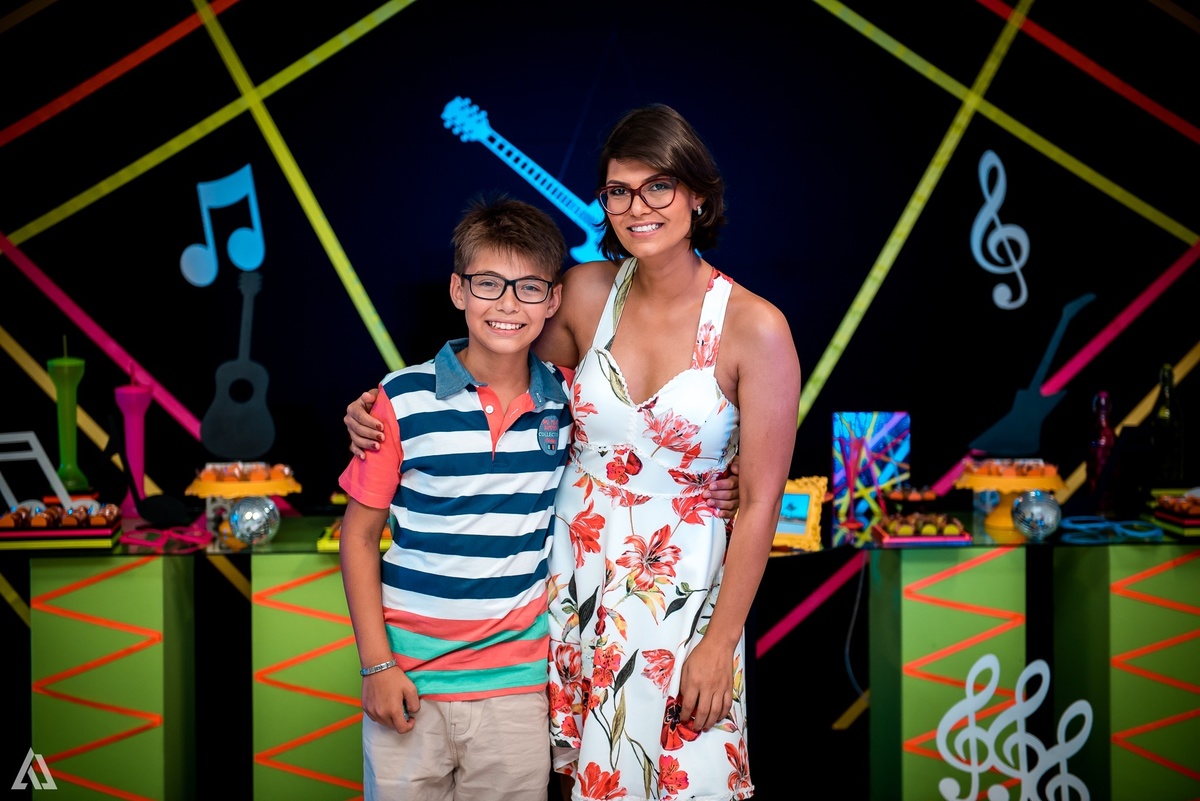 Aniversário Infantil Néon Alex Jardim Fotografia Fotógrafo Resende Itatiaia Penedo Porto Real Quatis Barra Mansa Volta Redonda