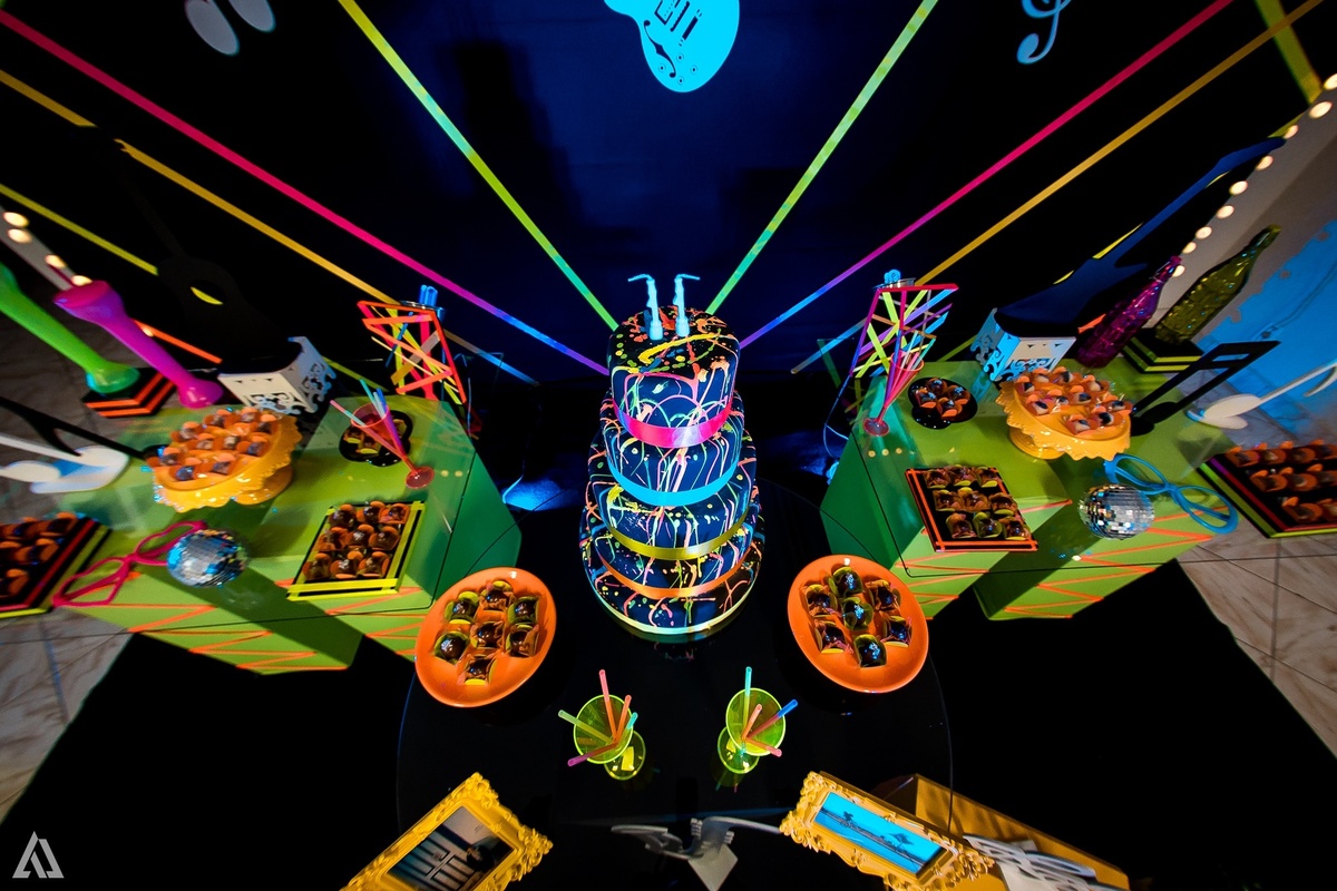 Aniversário Infantil Néon Alex Jardim Fotografia Fotógrafo Resende Itatiaia Penedo Porto Real Quatis Barra Mansa Volta Redonda