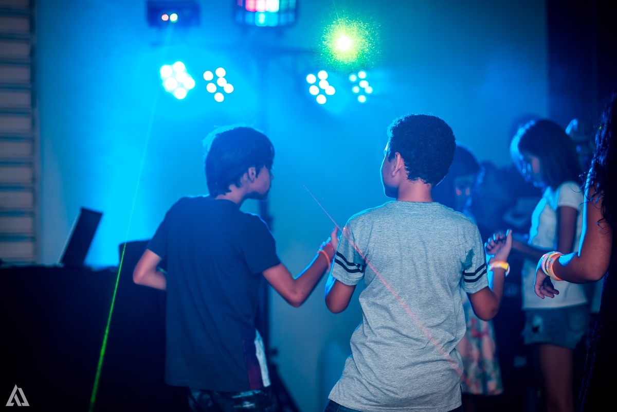 Aniversário Infantil Néon Alex Jardim Fotografia Fotógrafo Resende Itatiaia Penedo Porto Real Quatis Barra Mansa Volta Redonda