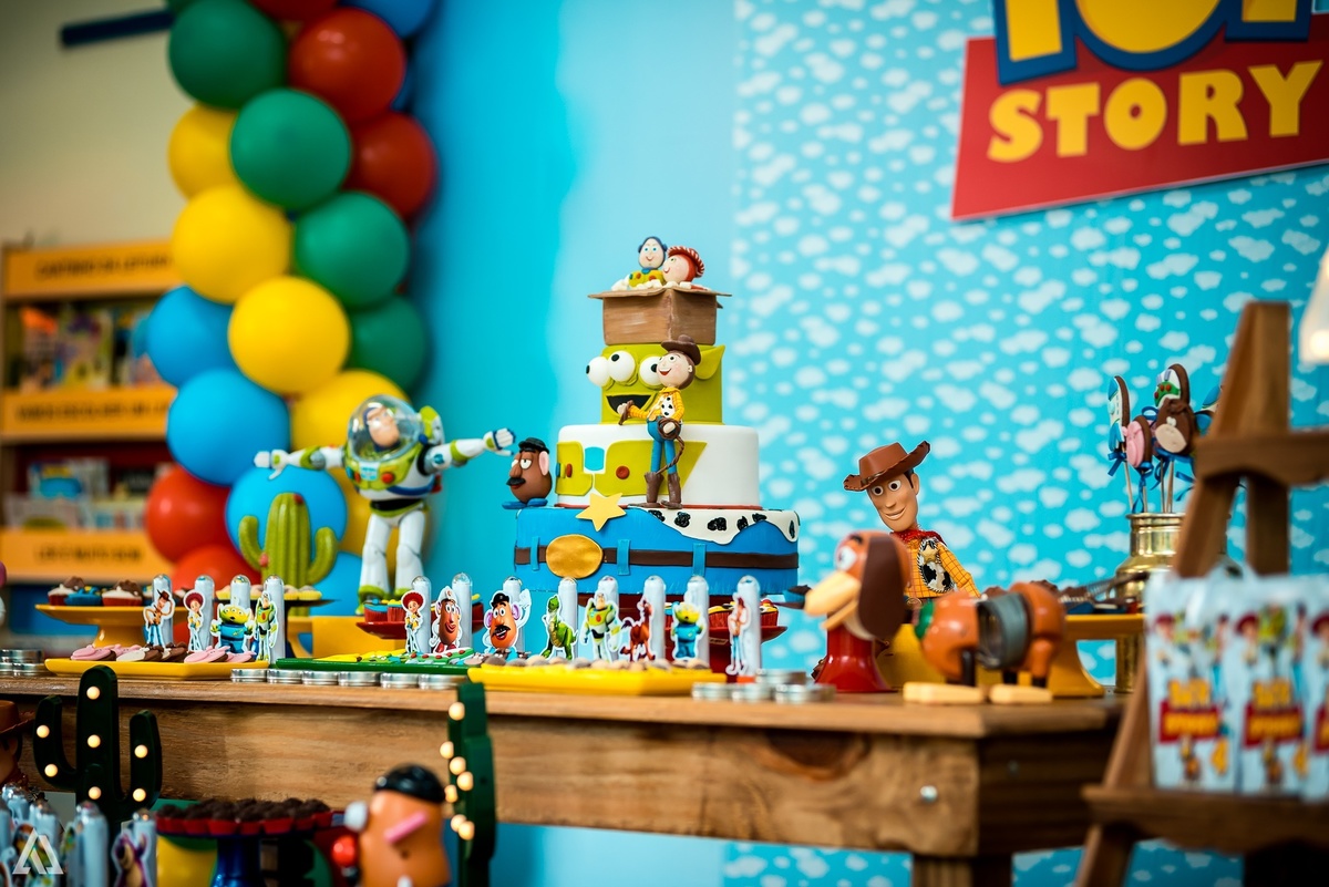 Aniversário Infantil Festa Escola Toy Story Alex Jardim Fotografia Fotógrafo Resende Itatiaia Penedo Porto Real Quatis Barra Mansa Volta Redonda Colégio Dom Bosco