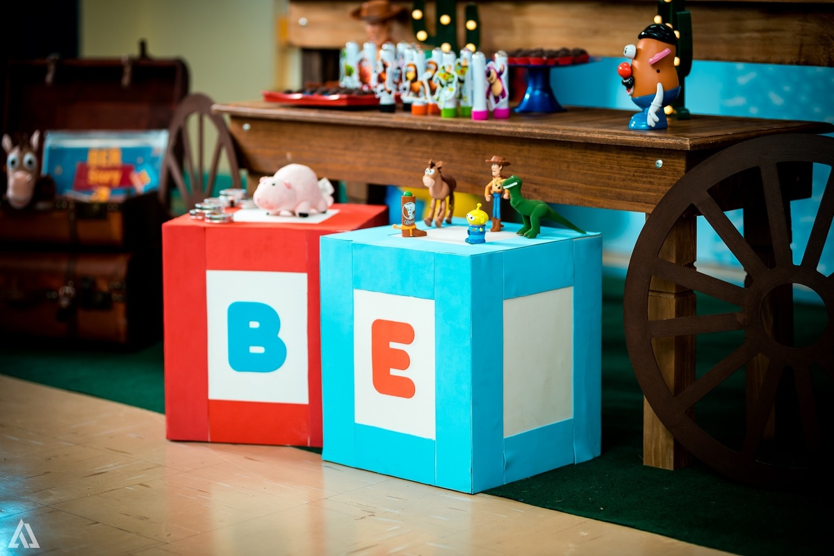 Aniversário Infantil Festa Escola Toy Story Alex Jardim Fotografia Fotógrafo Resende Itatiaia Penedo Porto Real Quatis Barra Mansa Volta Redonda Colégio Dom Bosco