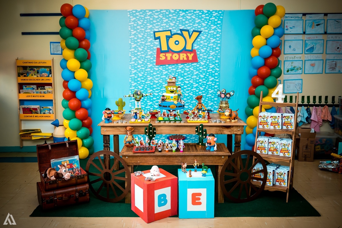 Aniversário Infantil Festa Escola Toy Story Alex Jardim Fotografia Fotógrafo Resende Itatiaia Penedo Porto Real Quatis Barra Mansa Volta Redonda Colégio Dom Bosco