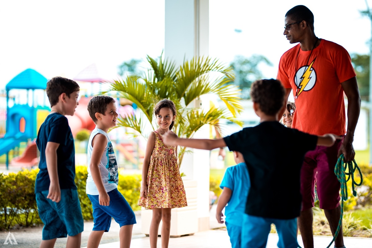 Aniversário Festa Infantil Branca de Neve Alex Jardim Fotografia Fotógrafo Resende Itatiaia Porto Real Quatis Barra Mansa Volta Redonda 