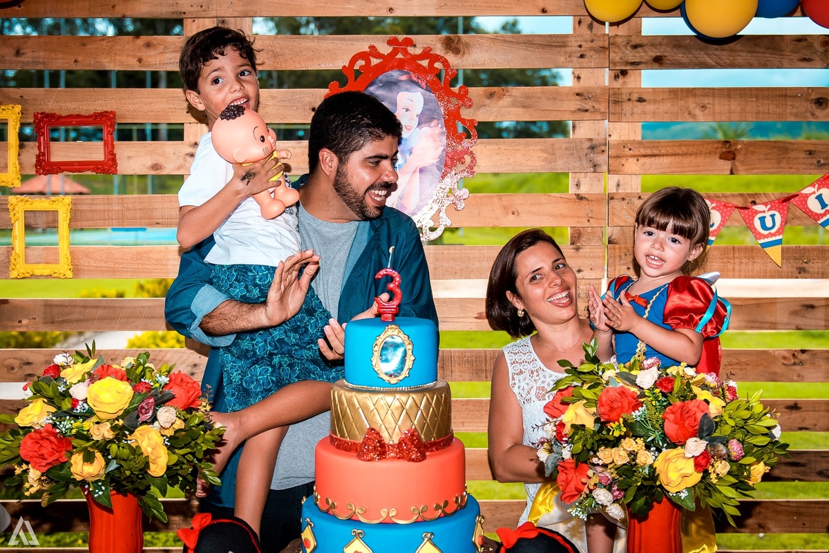 Aniversário Festa Infantil Branca de Neve Alex Jardim Fotografia Fotógrafo Resende Itatiaia Porto Real Quatis Barra Mansa Volta Redonda 
