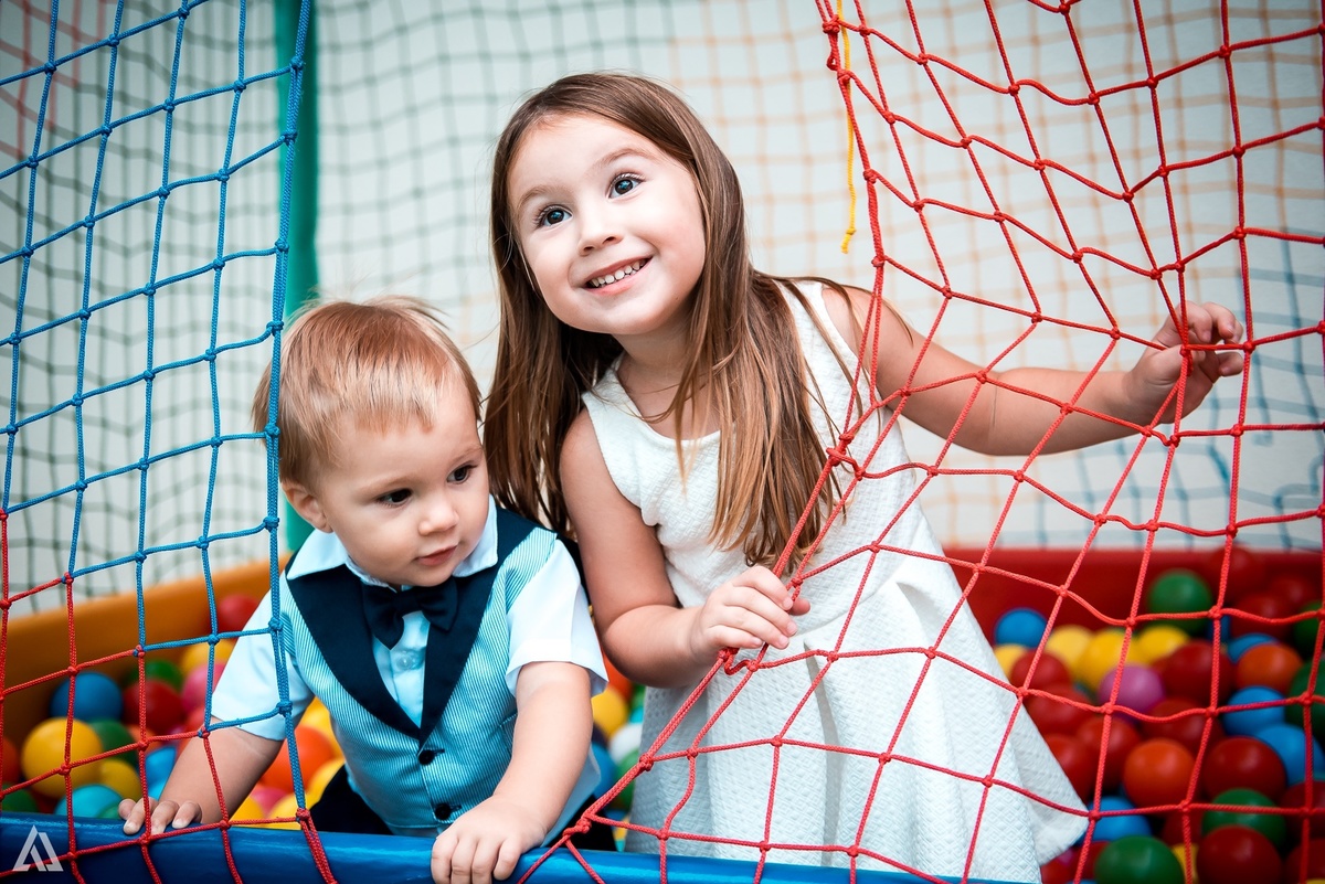 Aniversário Festa Infantil Branca de Neve Alex Jardim Fotografia Fotógrafo Resende Itatiaia Porto Real Quatis Barra Mansa Volta Redonda Terras Alpha Ville 