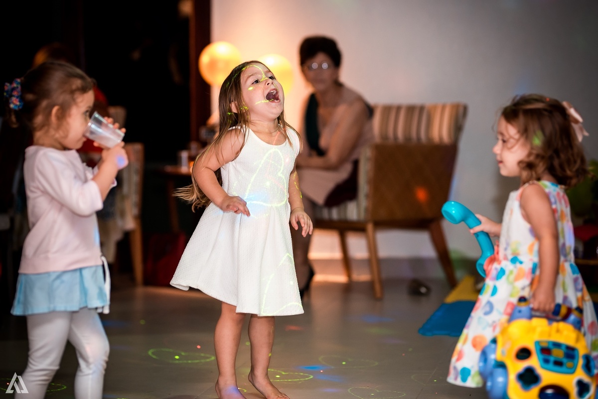 Aniversário Festa Infantil Branca de Neve Alex Jardim Fotografia Fotógrafo Resende Itatiaia Porto Real Quatis Barra Mansa Volta Redonda Terras Alpha Ville 