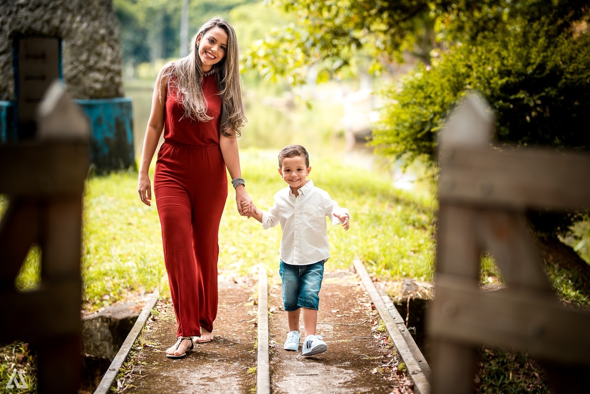 Ensaio Book Família Lifestyle Dia das Mães Alex Jardim Fotografia Fotógrafo Resende Itatiaia Penedo Porto Real Quatis Barra Mansa Volta Redonda 