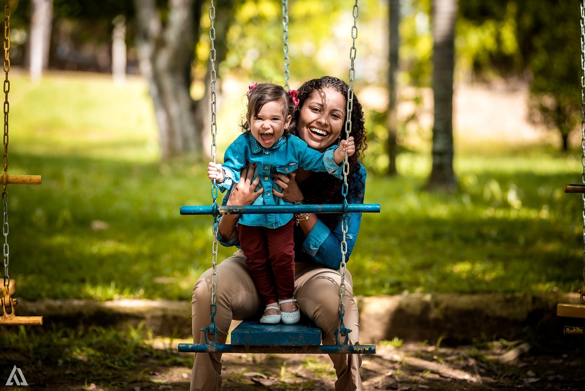 Ensaio Book Família Lifestyle Dia das Mães Alex Jardim Fotografia Fotógrafo Resende Itatiaia Penedo Porto Real Quatis Barra Mansa Volta Redonda 