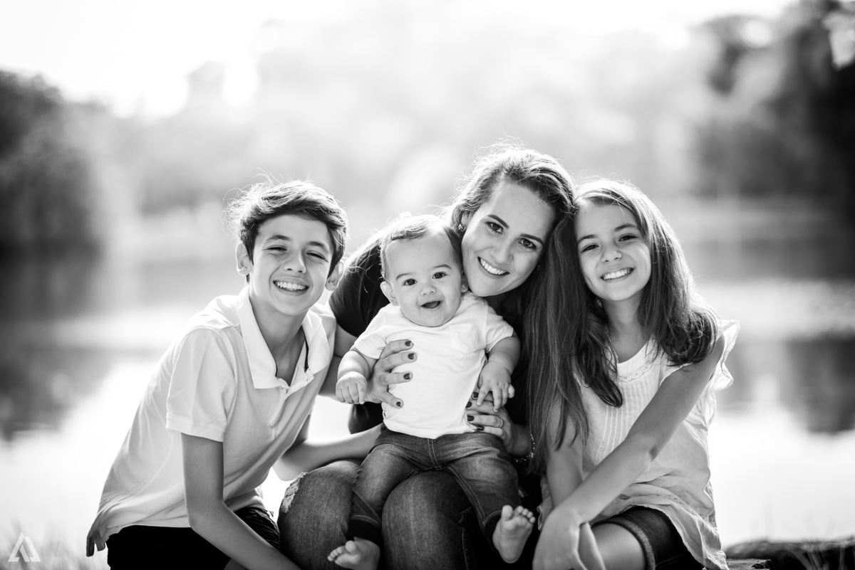 Ensaio Book Família Lifestyle Dia das Mães Alex Jardim Fotografia Fotógrafo Resende Itatiaia Penedo Porto Real Quatis Barra Mansa Volta Redonda 