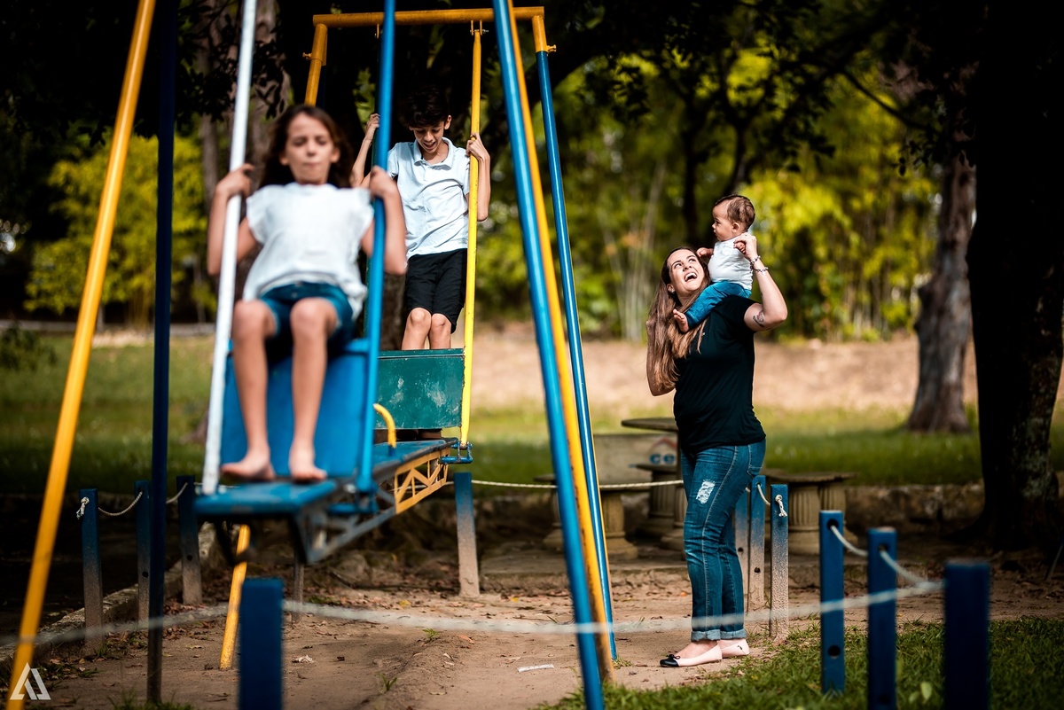 Ensaio Book Família Lifestyle Dia das Mães Alex Jardim Fotografia Fotógrafo Resende Itatiaia Penedo Porto Real Quatis Barra Mansa Volta Redonda 