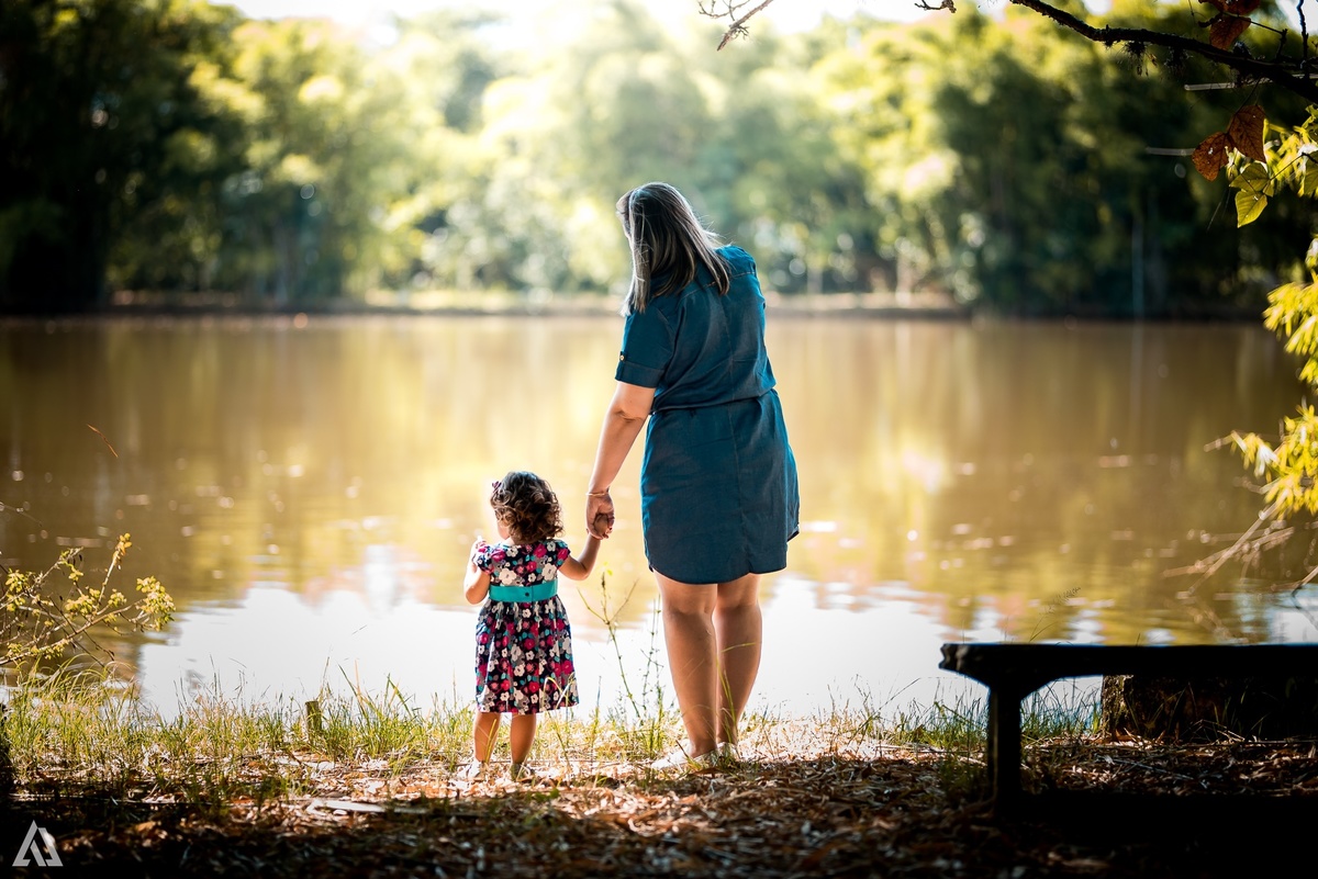 Ensaio Book Família Lifestyle Dia das Mães Alex Jardim Fotografia Fotógrafo Resende Itatiaia Penedo Porto Real Quatis Barra Mansa Volta Redonda 