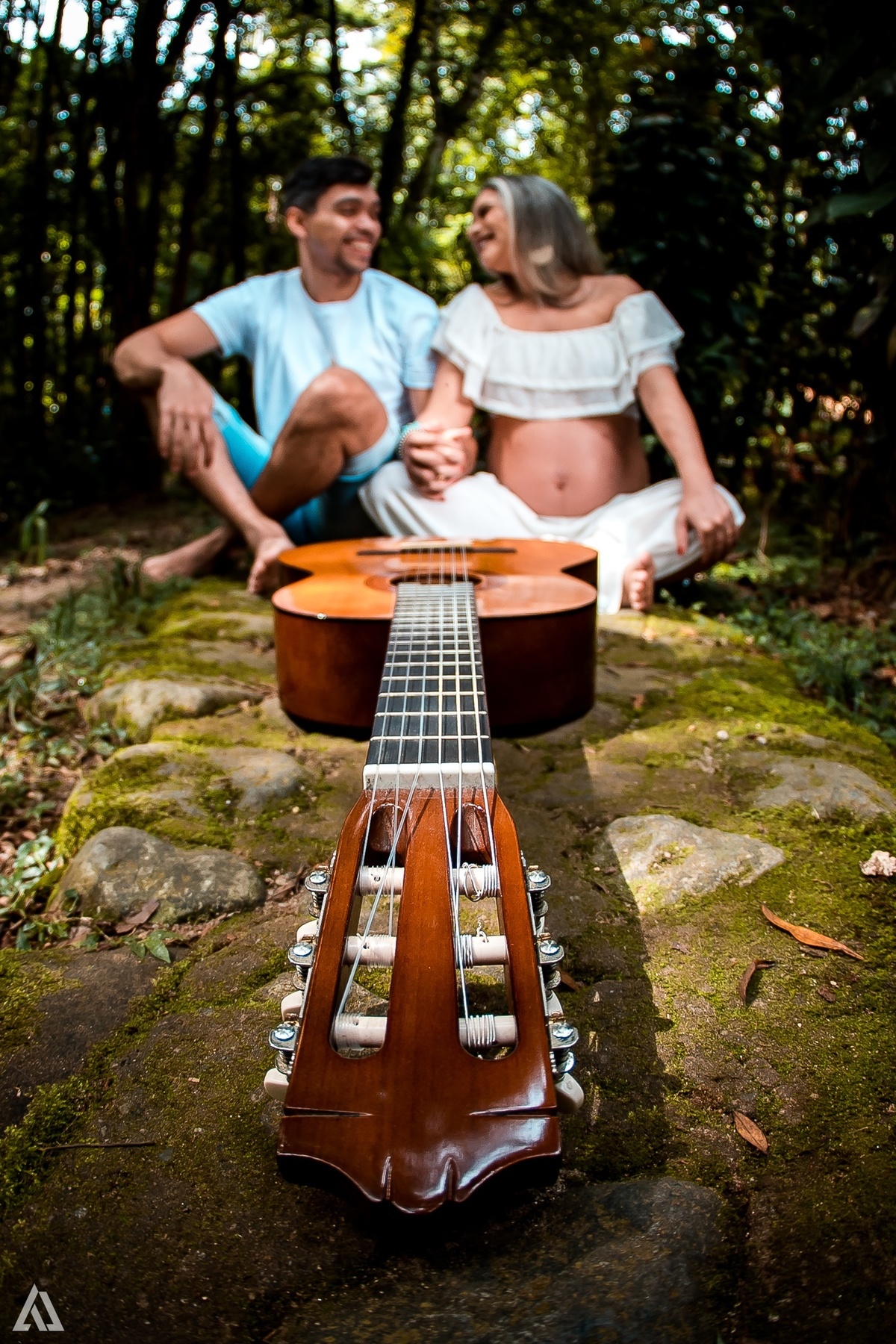 Ensaio Book Gestante Nua Folha na Barriga Cachoeira Alex Jardim Fotografia Fotógrafo Resende Itatiaia Penedo Porto Real Quatis Barra Mansa Volta Redonda 