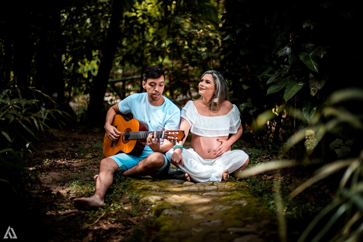 Ensaio Book Gestante Nua Folha na Barriga Cachoeira Alex Jardim Fotografia Fotógrafo Resende Itatiaia Penedo Porto Real Quatis Barra Mansa Volta Redonda 