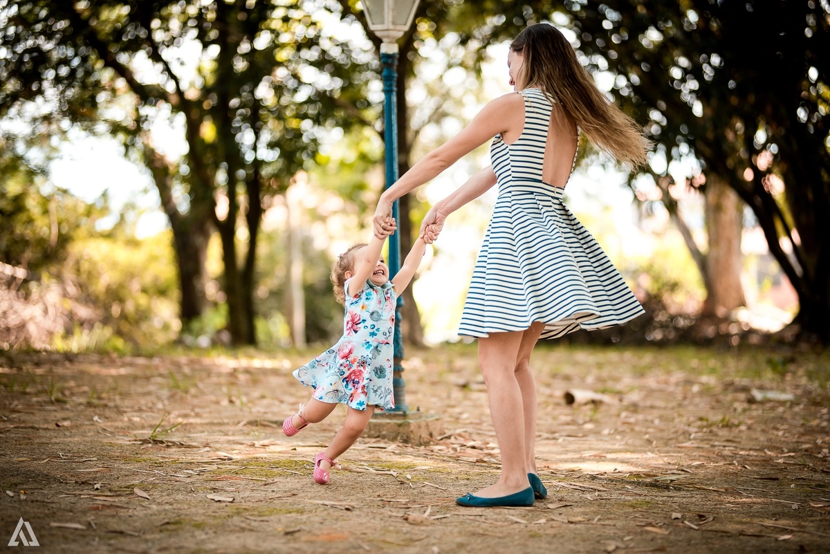 Ensaio Book Família Lifestyle Dia das Mães Alex Jardim Fotografia Fotógrafo Resende Itatiaia Penedo Porto Real Quatis Barra Mansa Volta Redonda 