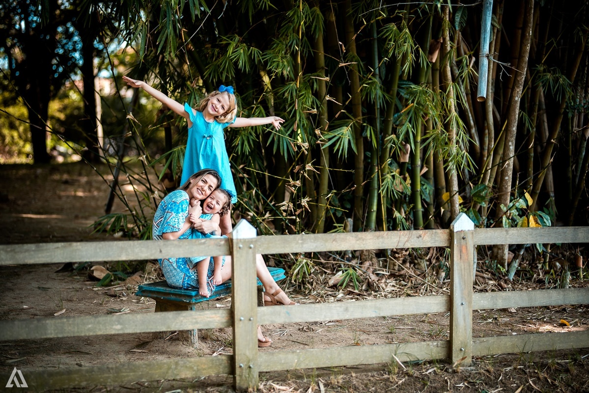 Ensaio Book Família Lifestyle Dia das Mães Alex Jardim Fotografia Fotógrafo Resende Itatiaia Penedo Porto Real Quatis Barra Mansa Volta Redonda 