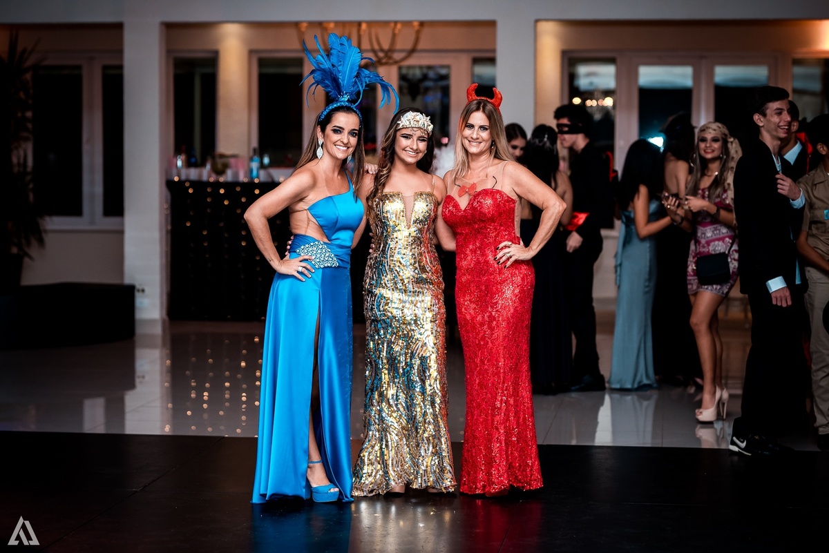 Alex Jardim Fotografia Fotógrafo Festa 15 Anos Debutante Resende Itatiaia Penedo Porto Real Quatis Barra Mansa Volta Redonda La Belle Maison