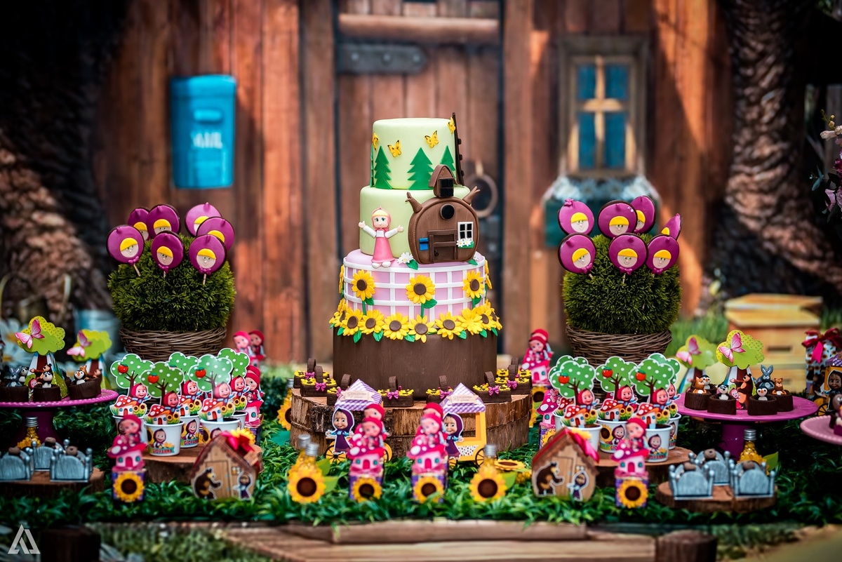 Aniversário Infantil Festa Masha e o Urso Alex Jardim Fotografia Fotógrafo Resende Itatiaia Penedo Porto Real Quatis Barra Mansa Volta Redonda Buffet Pintou Alegria