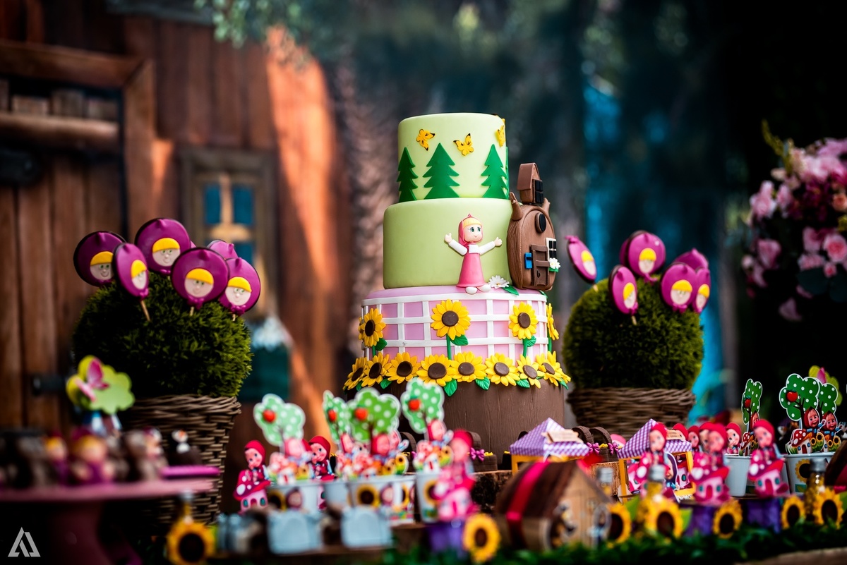 Aniversário Infantil Festa Masha e o Urso Alex Jardim Fotografia Fotógrafo Resende Itatiaia Penedo Porto Real Quatis Barra Mansa Volta Redonda Buffet Pintou Alegria