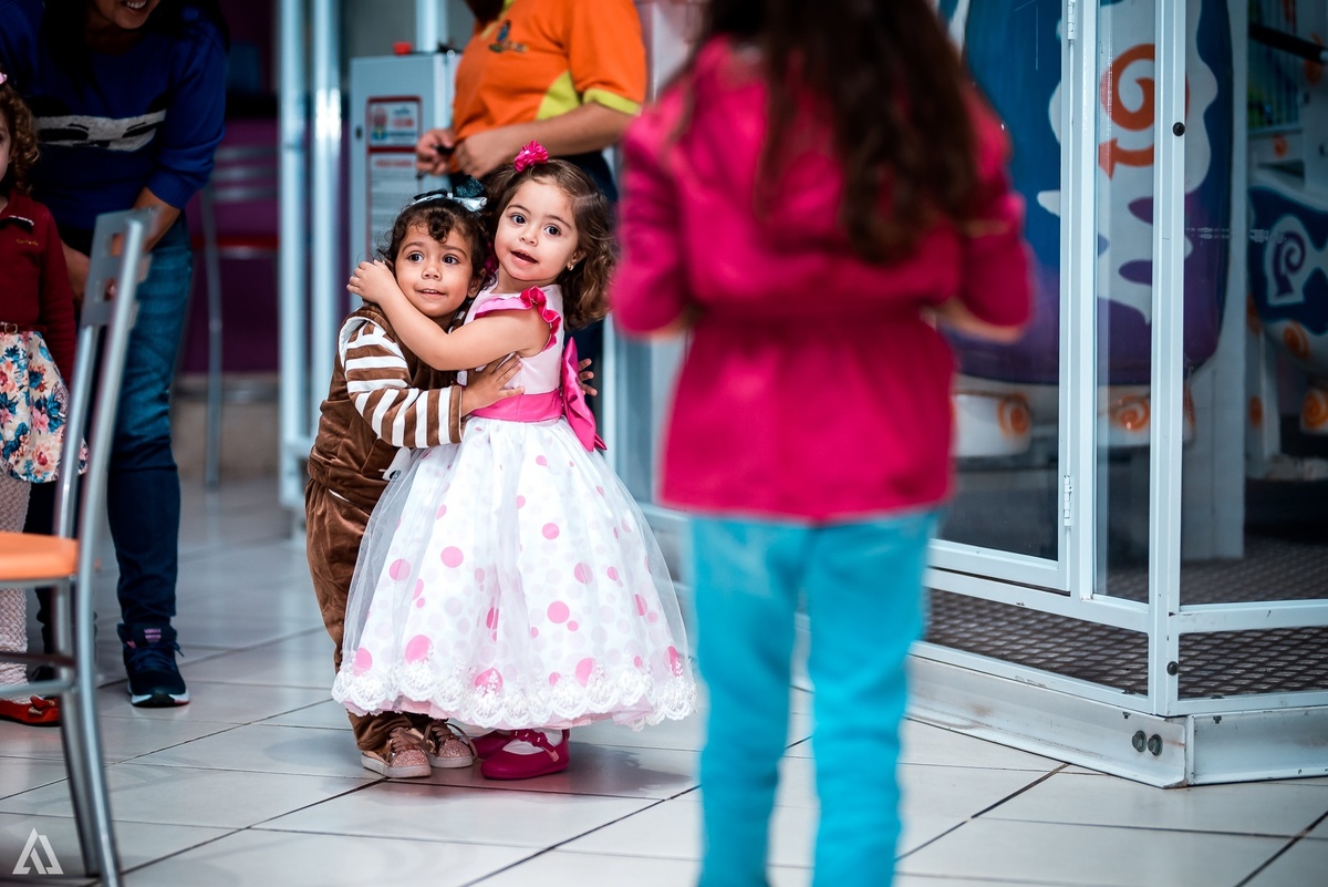 Aniversário Infantil Festa Masha e o Urso Alex Jardim Fotografia Fotógrafo Resende Itatiaia Penedo Porto Real Quatis Barra Mansa Volta Redonda Buffet Pintou Alegria