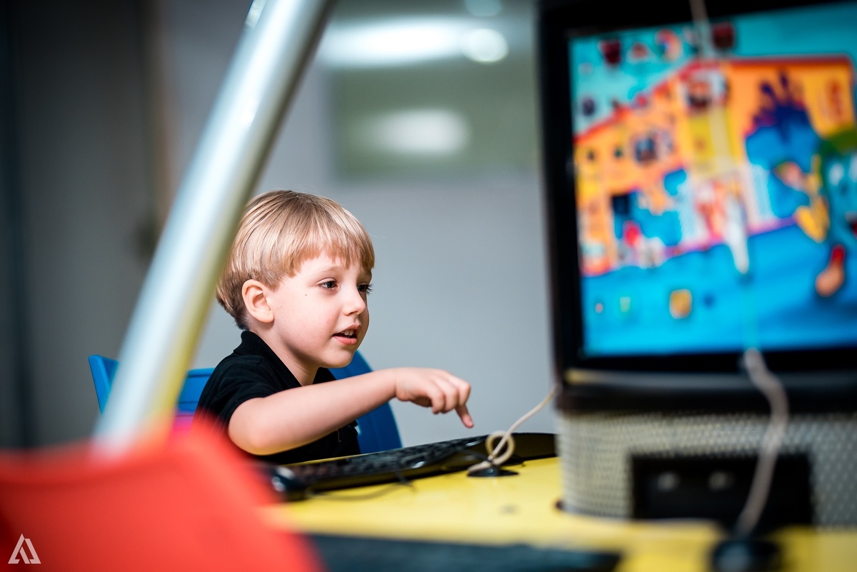 Aniversário Infantil Festa Copa do Mundo Alex Jardim Fotografia Fotógrafo Resende Itatiaia Penedo Porto Real Quatis Barra Mansa Volta Redonda Buffet Pintou Alegria