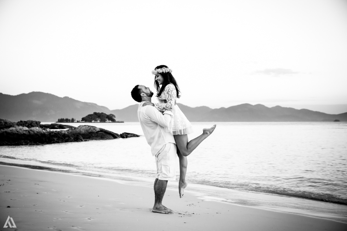 Ensaio Casal Pré - Wedding Alex Jardim Fotografia Fotógrafo Resende Itatiaia Penedo Porto Real Quatis Barra Mansa Volta Redonda Angra dos Reis Ilha de Cataguases Pôr do Sol