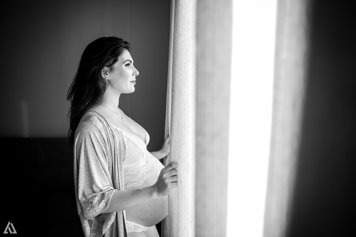 Ensaio Book Gestante Lifestyle Lingerie Alex Jardim Fotografia Fotógrafo Resende Itatiaia Penedo Porto Real Quatis Barra Mansa Volta Redonda