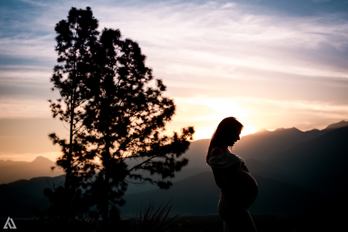 Ensaio Book Gestante Lifestyle Lingerie Alex Jardim Fotografia Fotógrafo Resende Itatiaia Penedo Porto Real Quatis Barra Mansa Volta Redonda Por do Sol