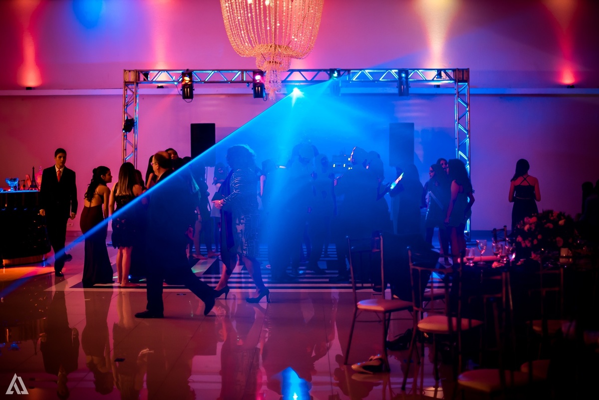 Alex Jardim Fotografia Fotógrafo Festa 15 Anos Debutante Resende Itatiaia Penedo Porto Real Quatis Barra Mansa Volta Redonda La Belle Maison