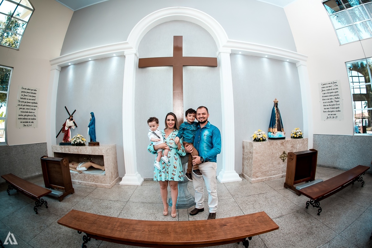 Cerimônia de batismo batizado Alex Jardim Fotografia Fotógrafo Resende Itatiaia Penedo Porto Real Quatis Barra Mansa Volta Redonda Igreja do Cristo Ressuscitado