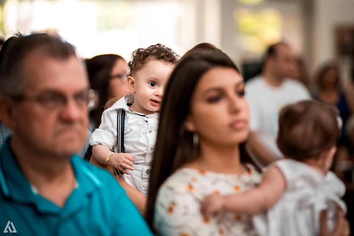 Cerimônia de batismo batizado Alex Jardim Fotografia Fotógrafo Resende Itatiaia Penedo Porto Real Quatis Barra Mansa Volta Redonda Igreja do Cristo Ressuscitado