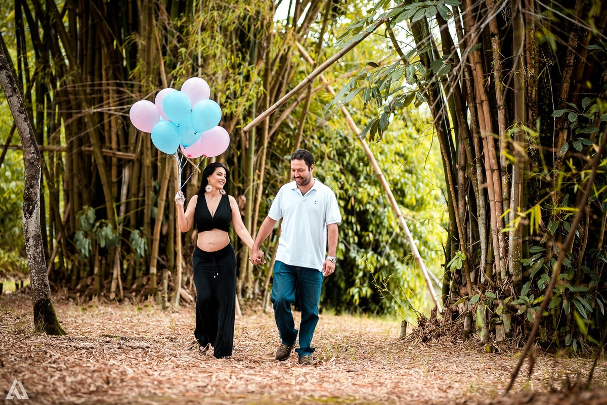 Ensaio Revelação Book Gestante Alex Jardim Fotografia Fotógrafo Resende Itatiaia Penedo Porto Real Quatis Barra Mansa Volta Redonda Serrinha do Alambari Casa da Lua Clube Campestre  bola bexiga rosa azul